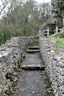 Tour the walls of Denbigh Castle is a fun adventure!