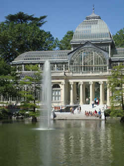 El Palacio de Cristal (Crystal Palace) in Madrid's Parque del Retiro.  The palace is an extension of the Museo de la Reina SofÃ­a and hosts modern art exhibits.
